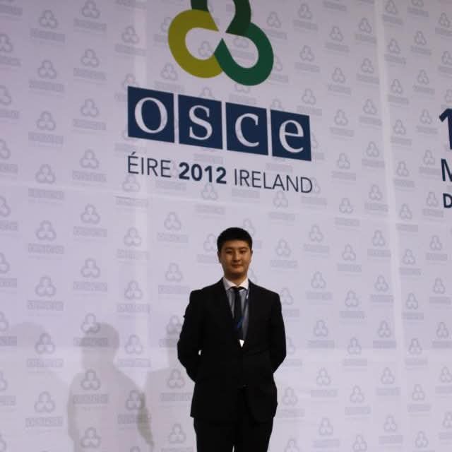 Орос улс дотоодын банк байгуулахыг зорьж байна.